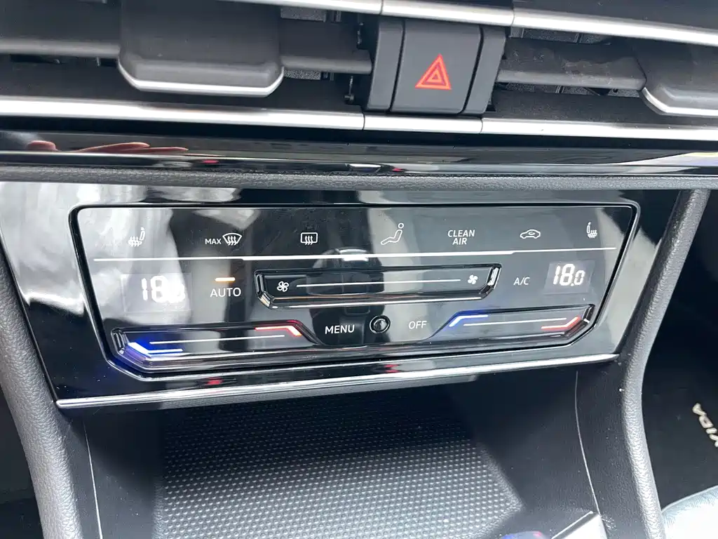 Volkswagen Lavida — миниатюра 10