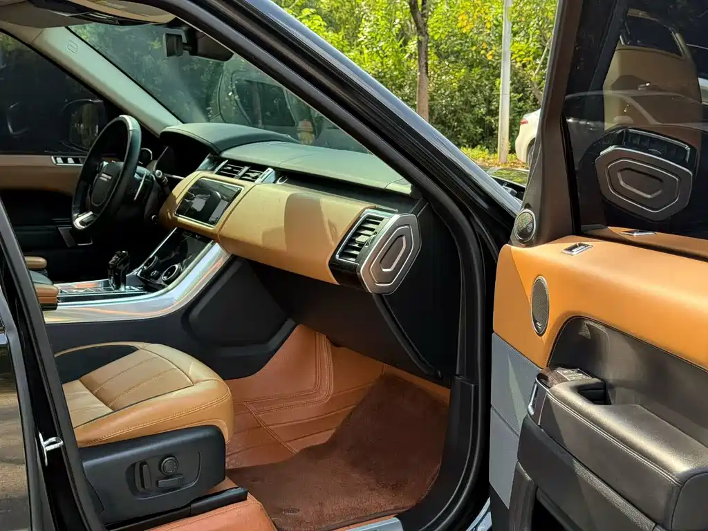 Land Rover Sport — миниатюра 7