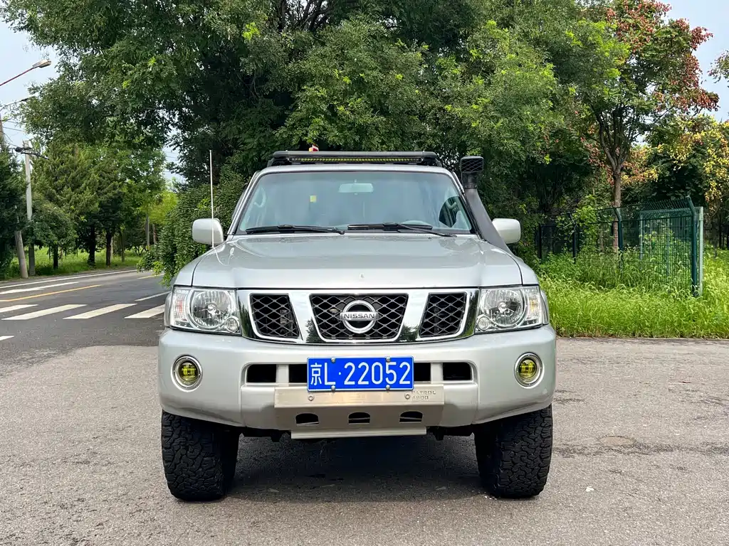 Nissan Patrol — миниатюра 2
