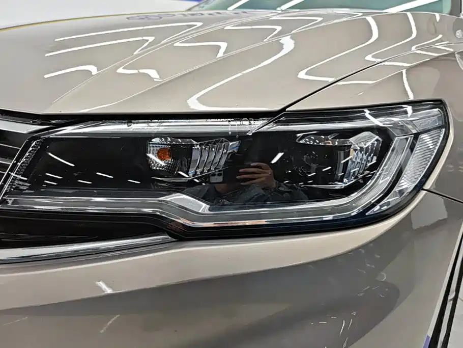 Volkswagen Bora — миниатюра 5