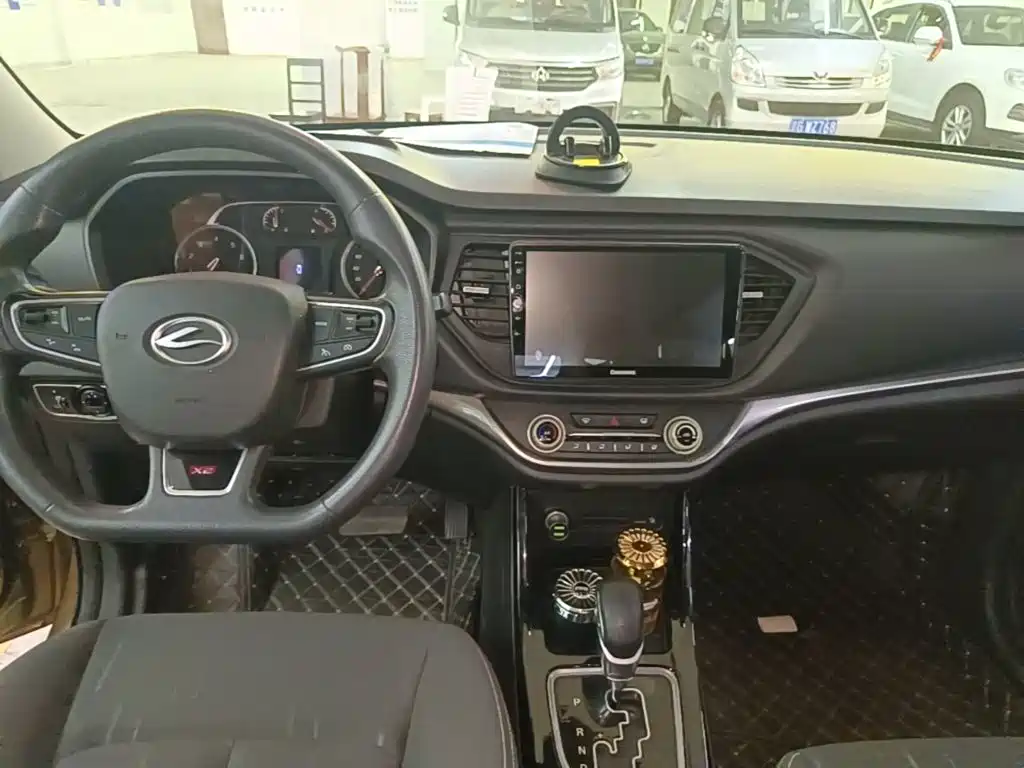 Landwind X2 1.6L Auto Dynamic Sharp Edition, фото 13