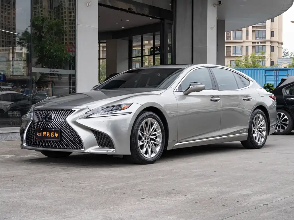 Lexus LS 2018
