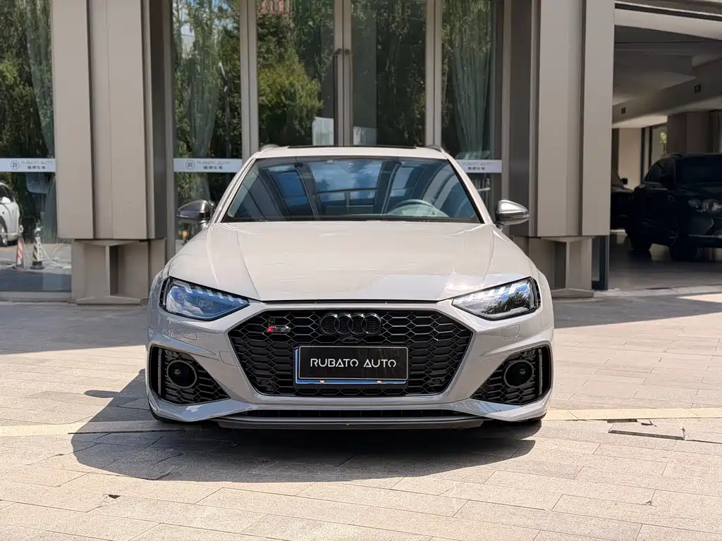 Audi RS 4 — миниатюра 4
