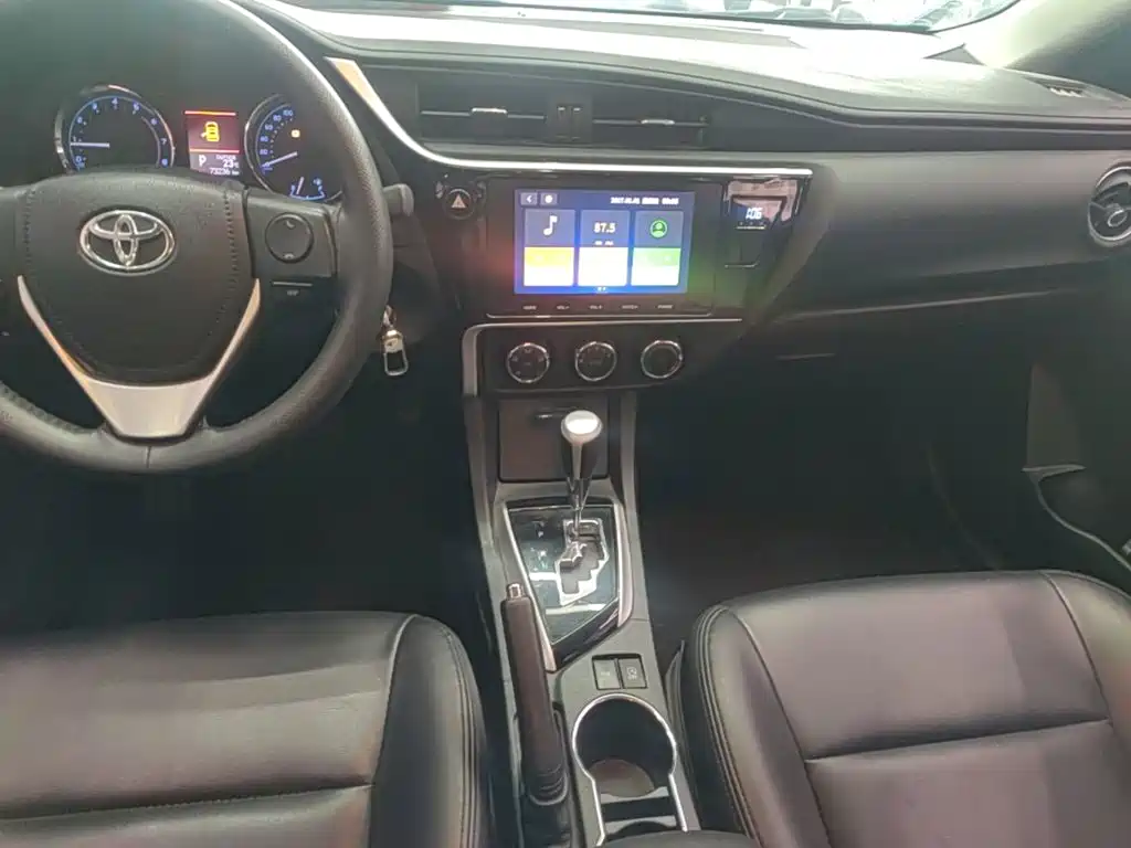Toyota Corolla — миниатюра 13