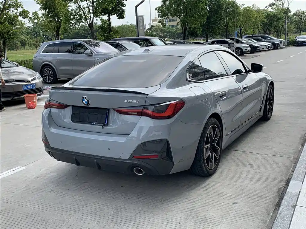 BMW 4 Series — миниатюра 8