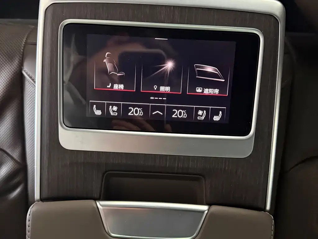 Audi A7L 2022 55 TFSI quattro S-line