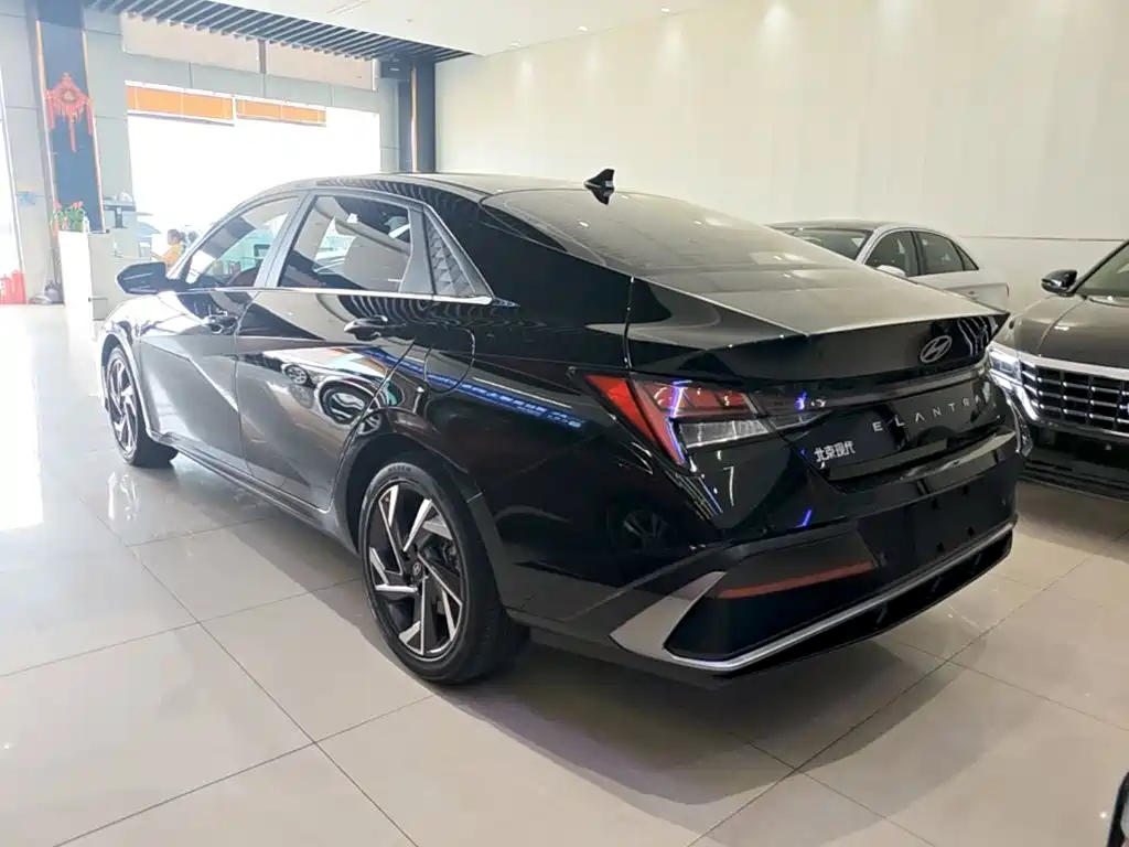Hyundai Elantra 2023 1.5L CVT GLX Elite