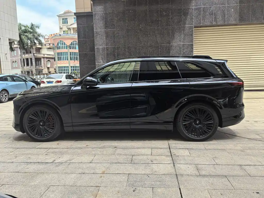 XPeng G9 — миниатюра 2