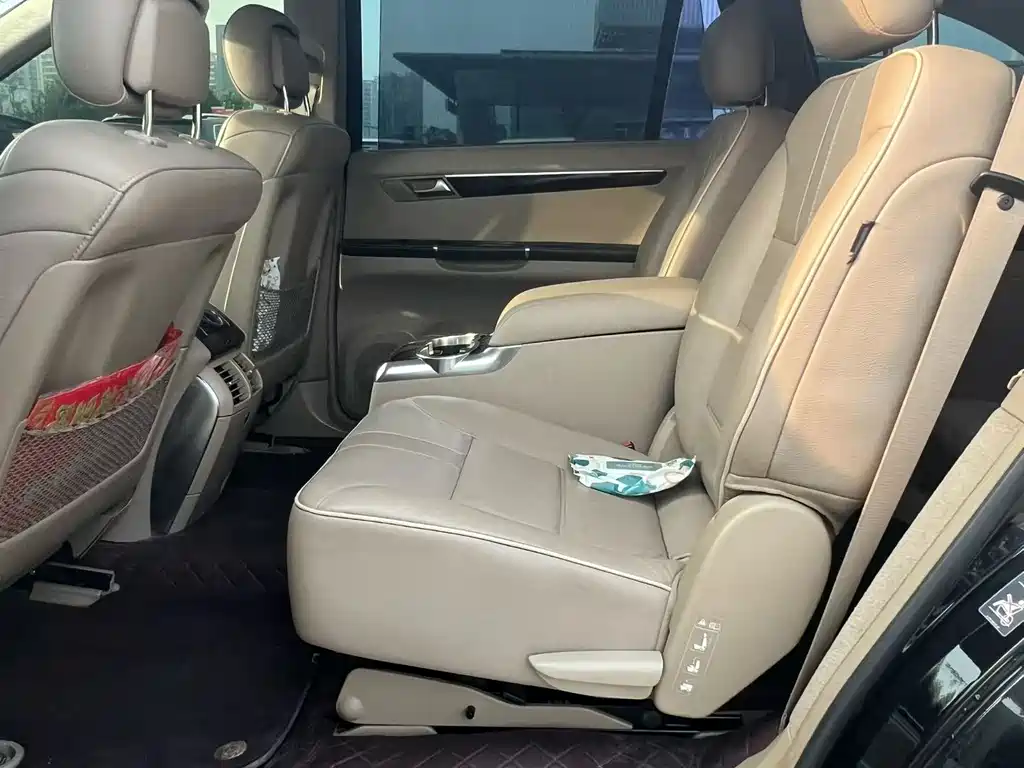 Mercedes-Benz R-Class — миниатюра 6