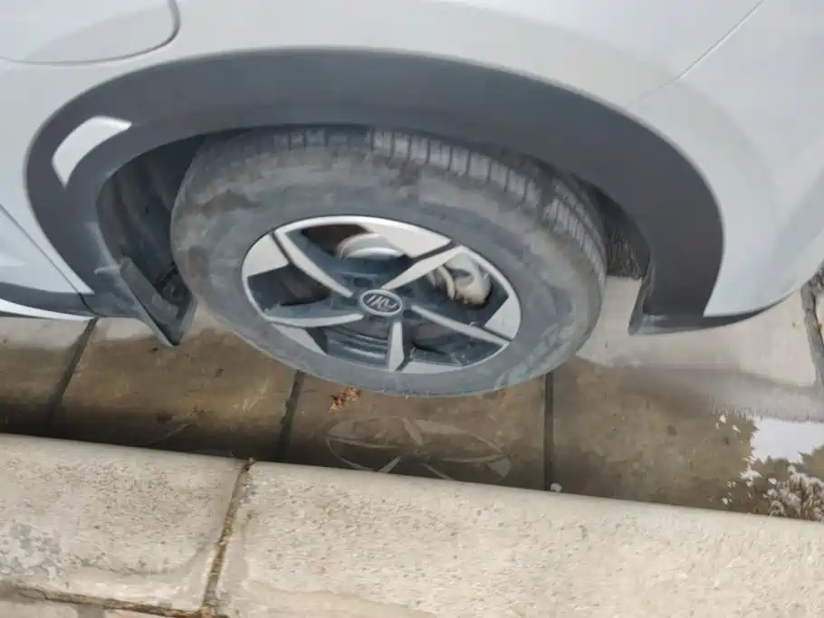 BYD Yuan UP — миниатюра 6