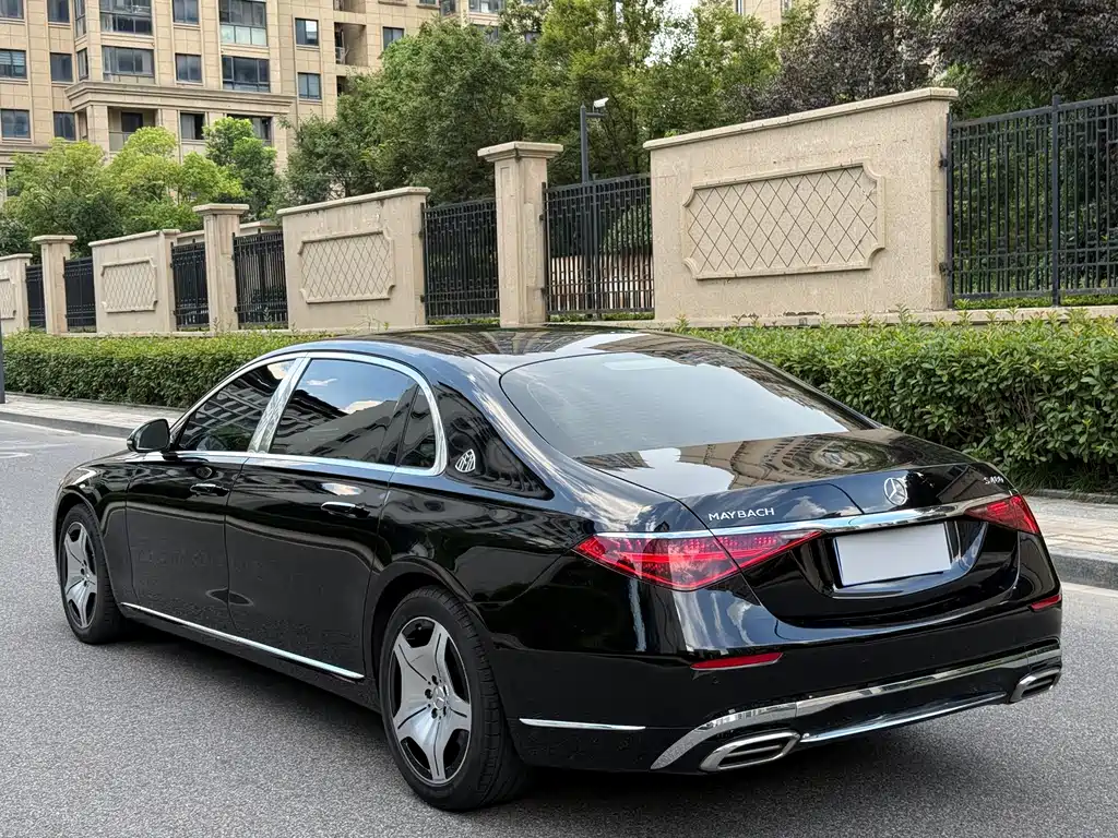 Mercedes-Benz S-Class — миниатюра 9