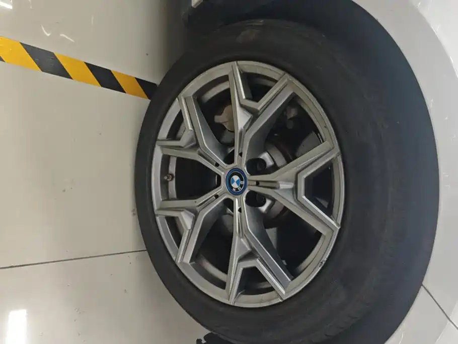 BMW i3 — миниатюра 6