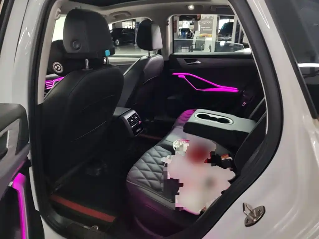 Volkswagen Sagitar — миниатюра 17