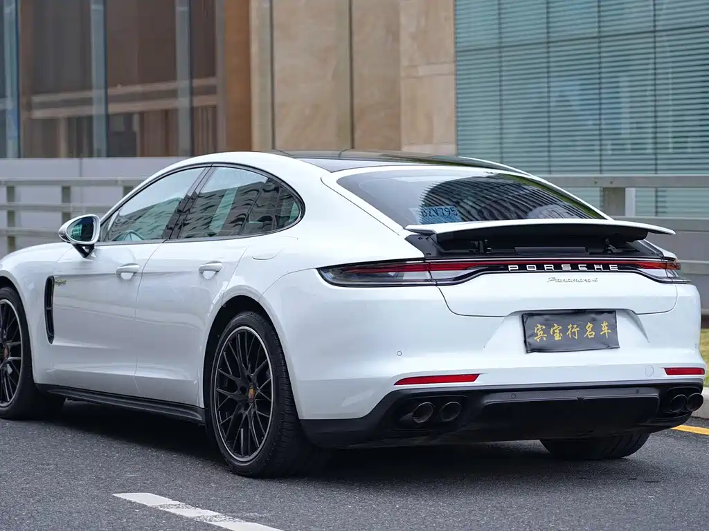 PORSCHE PANAMERA NEW ENERGY