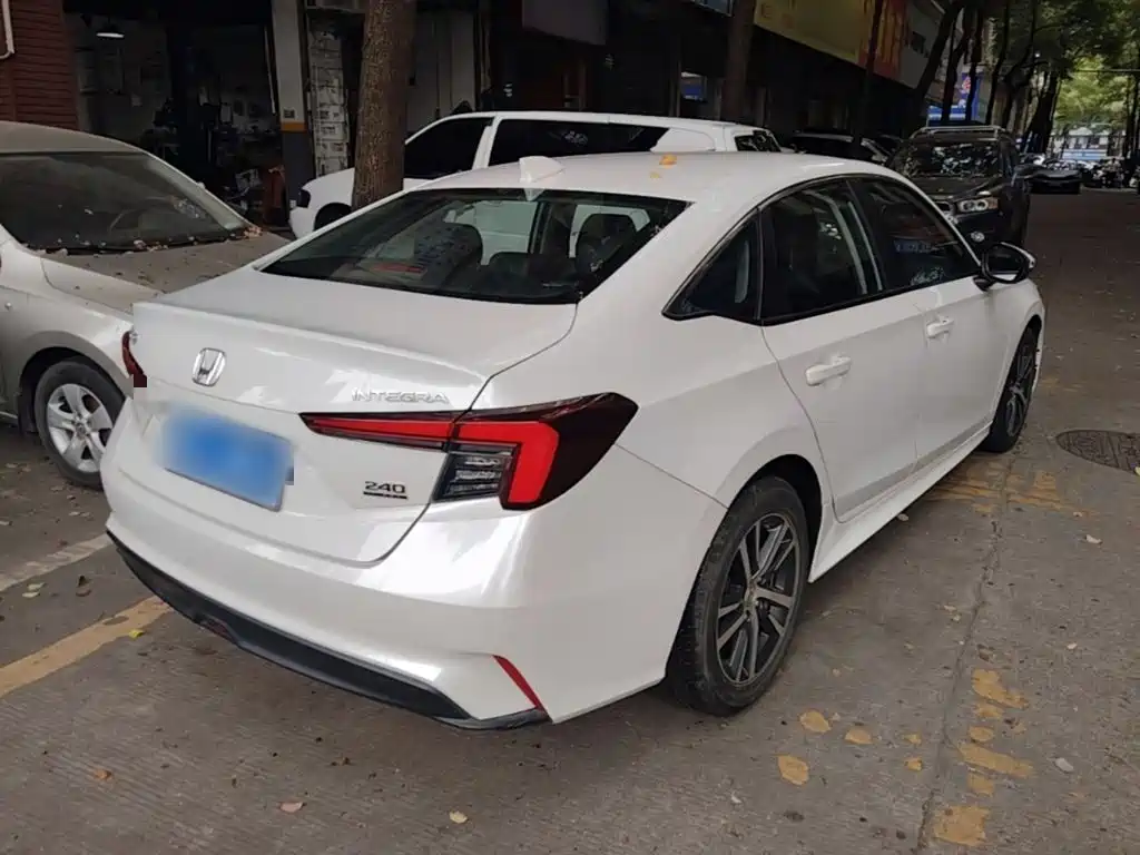 Honda Integra — миниатюра 7