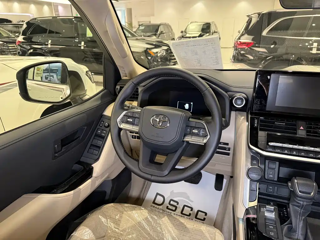 Toyota Land Cruiser 2025 4.0L AT