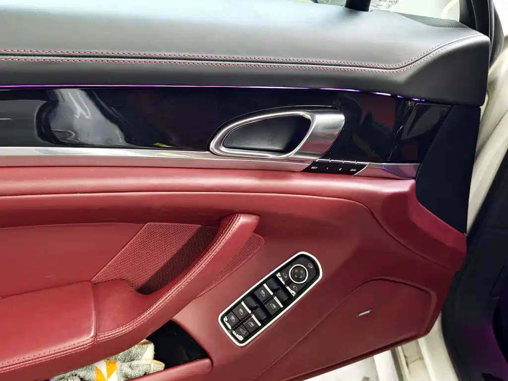 Porsche Panamera — миниатюра 14