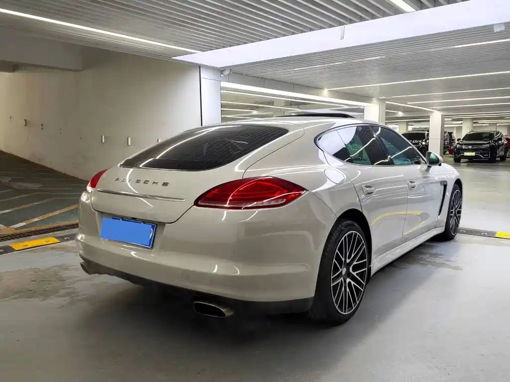 Porsche Panamera — миниатюра 15