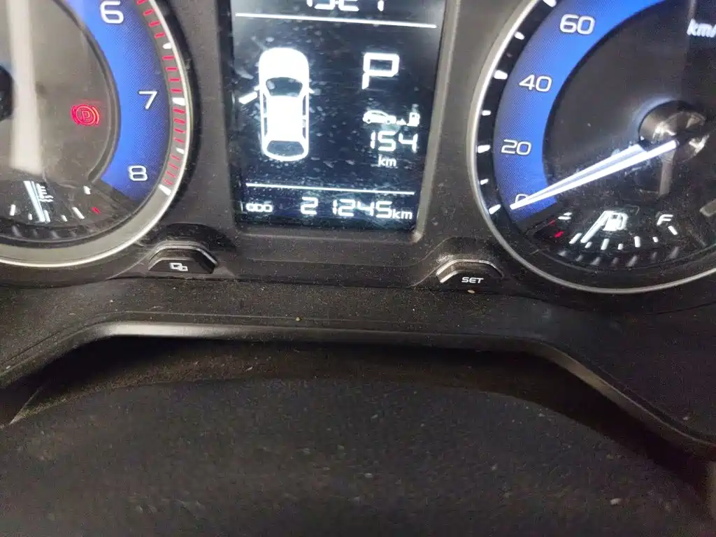 Geely Vision X3 — миниатюра 5