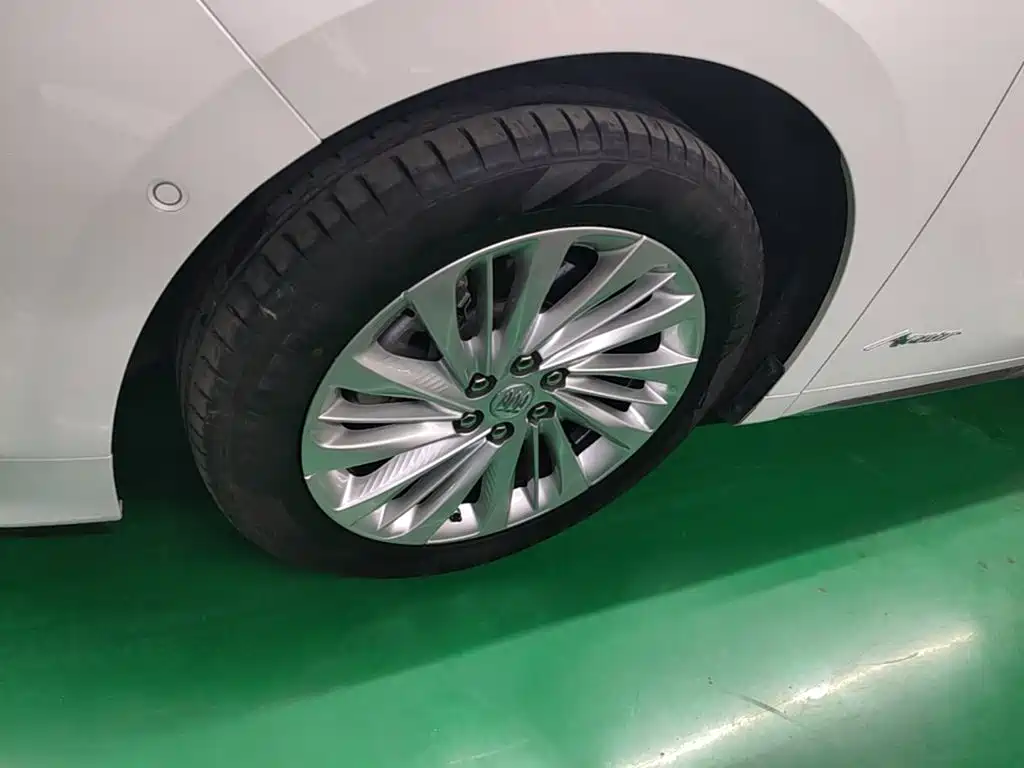 Buick Century — миниатюра 23