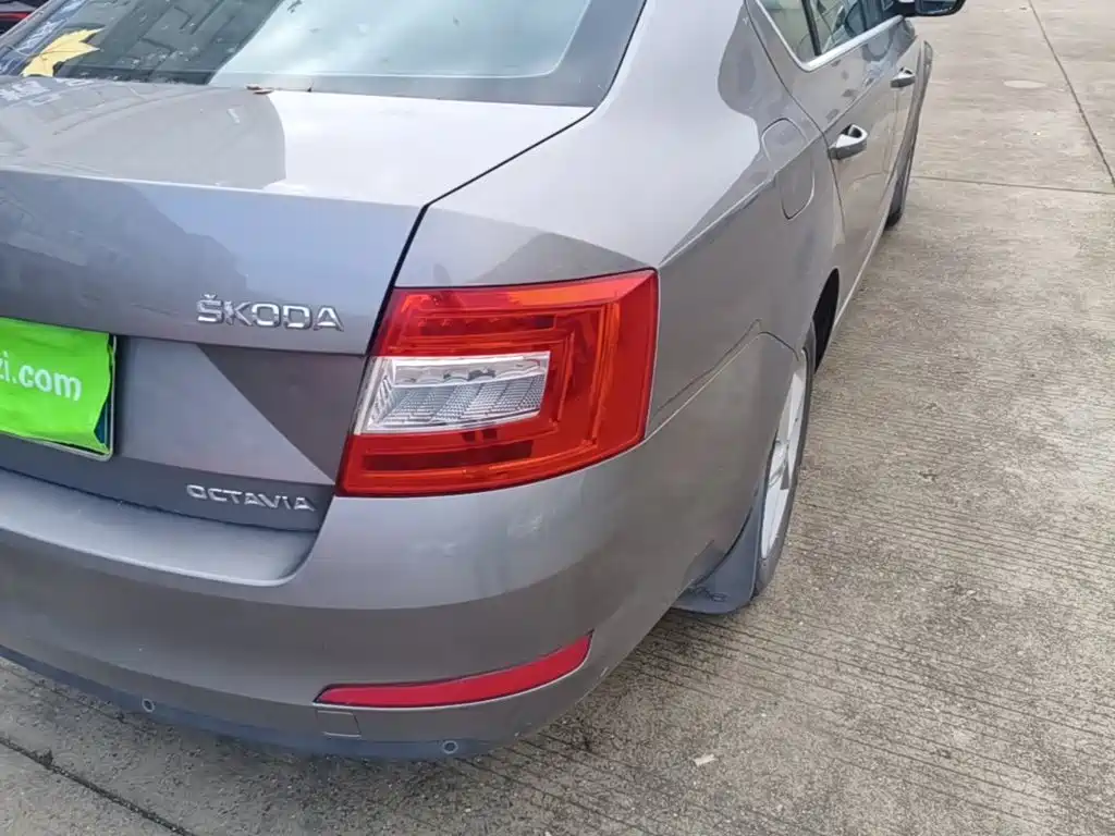 Skoda Octavia — миниатюра 8