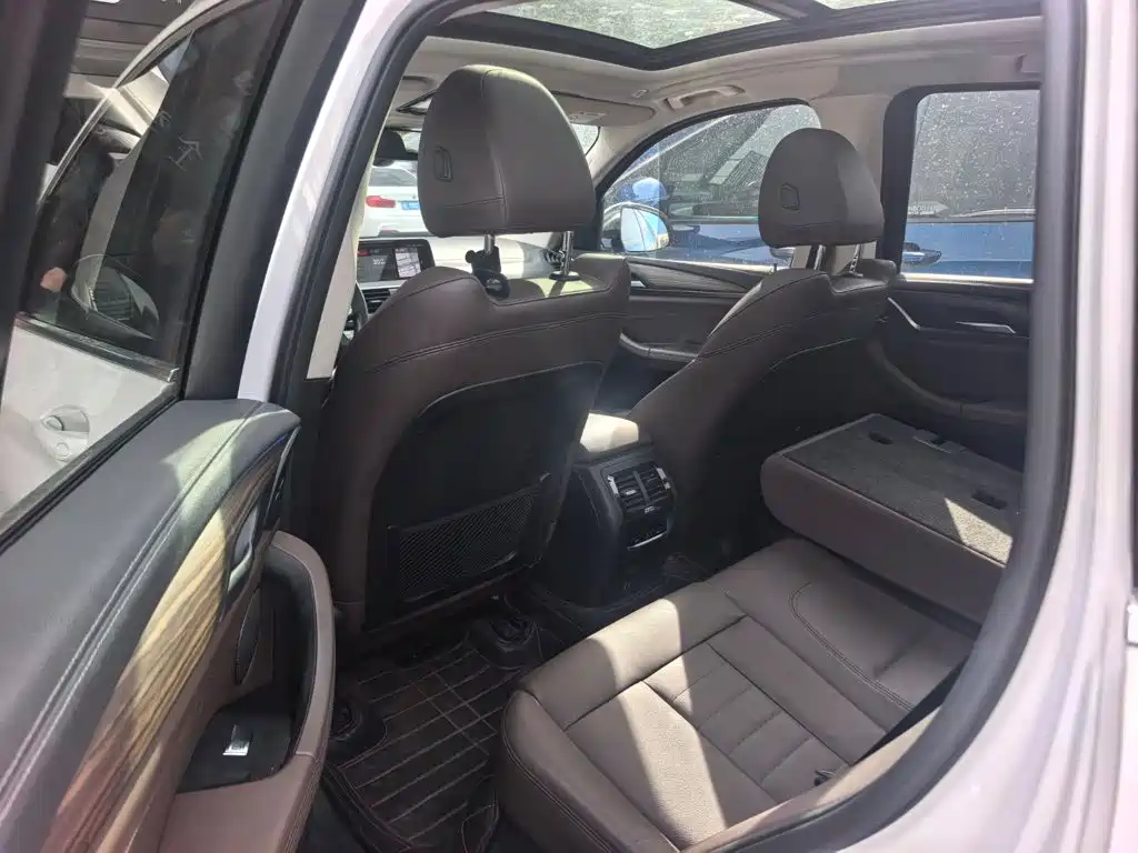 BMW X3 — миниатюра 6