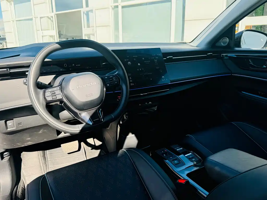 Honda e:NP2 — миниатюра 9