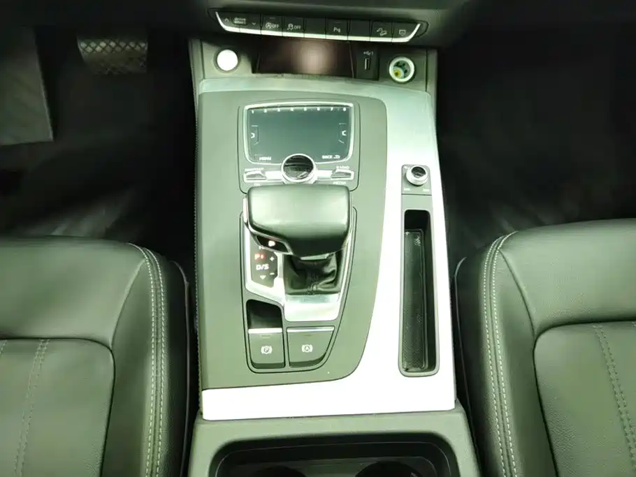 Audi Q5L — миниатюра 16