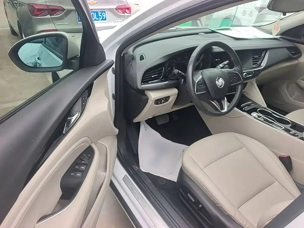 Buick Regal — миниатюра 16