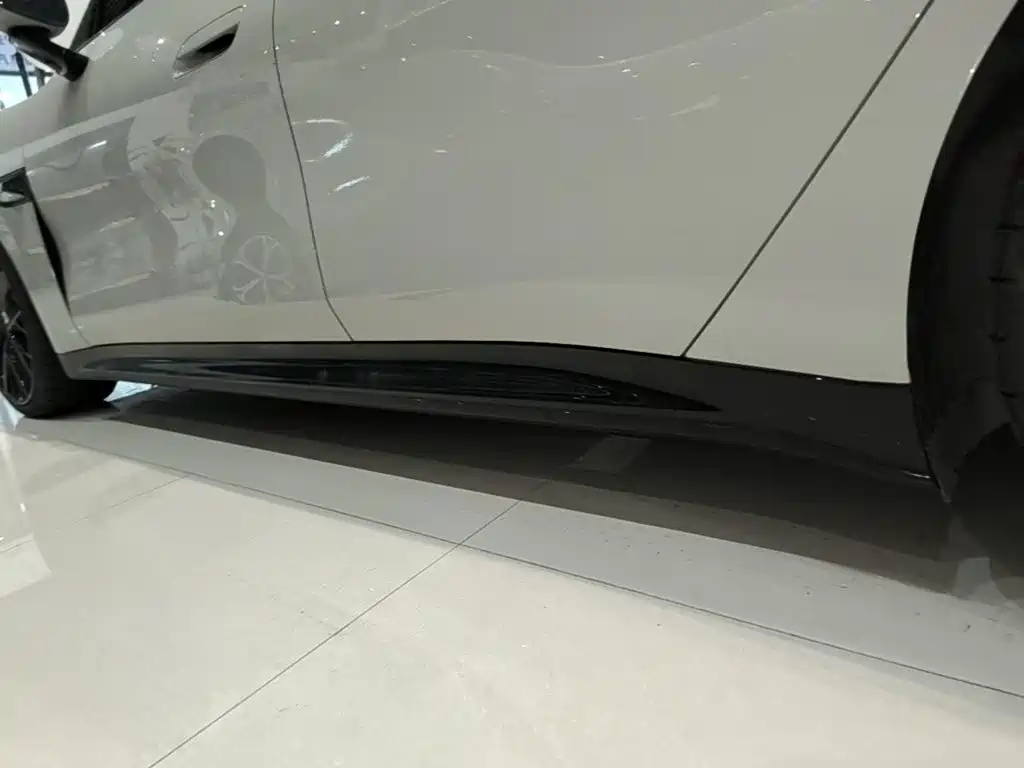 Xiaomi SU7 — миниатюра 22