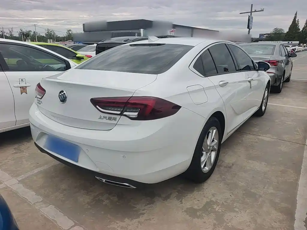 Buick Regal — миниатюра 7