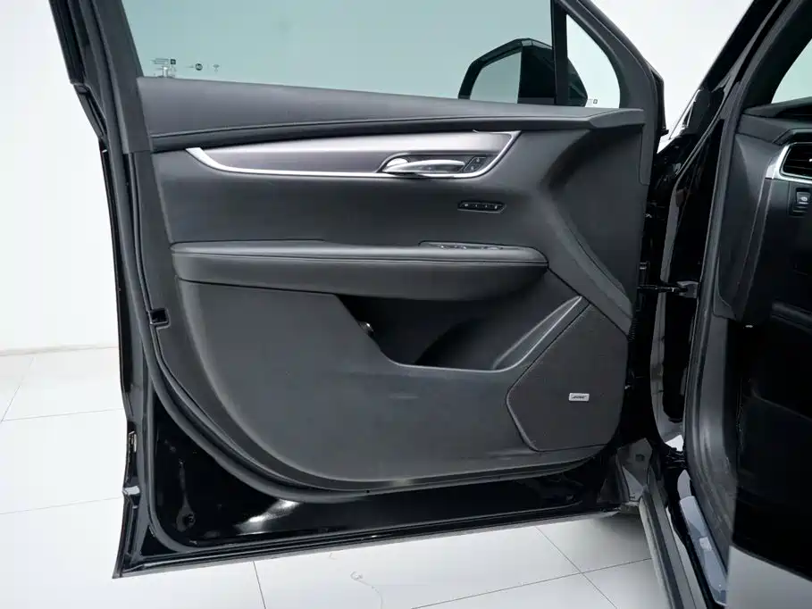 Cadillac XT6 — миниатюра 15