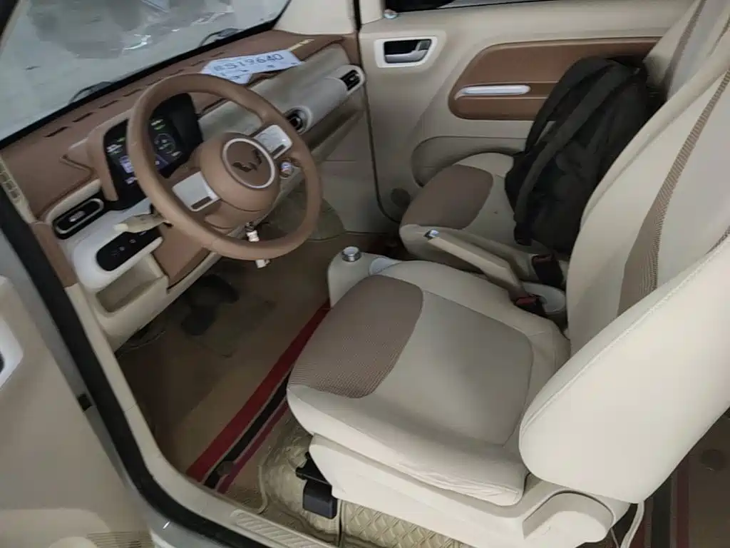 Wuling MINIEV — миниатюра 15