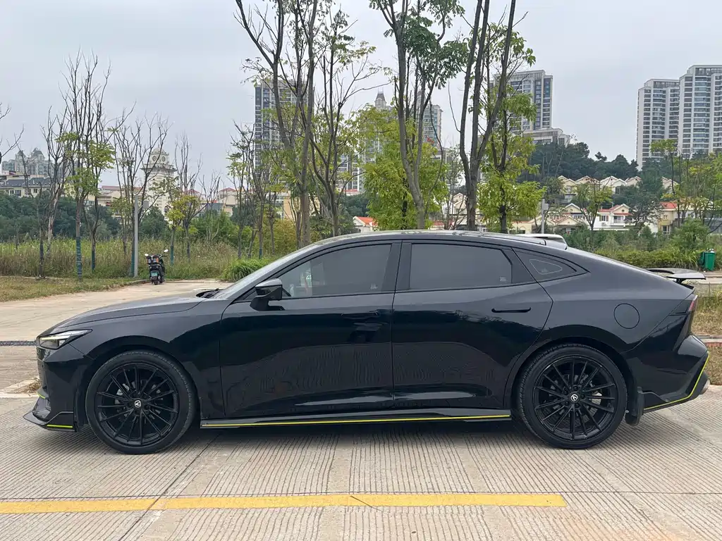 Changan UNI-V — миниатюра 4