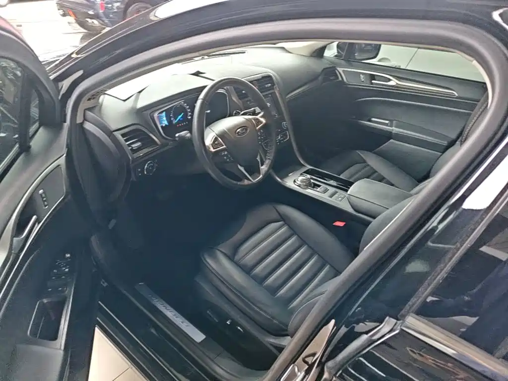 Ford Mondeo — миниатюра 15