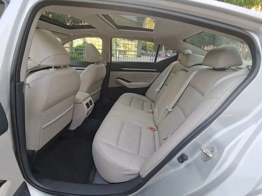 Nissan Teana — миниатюра 5