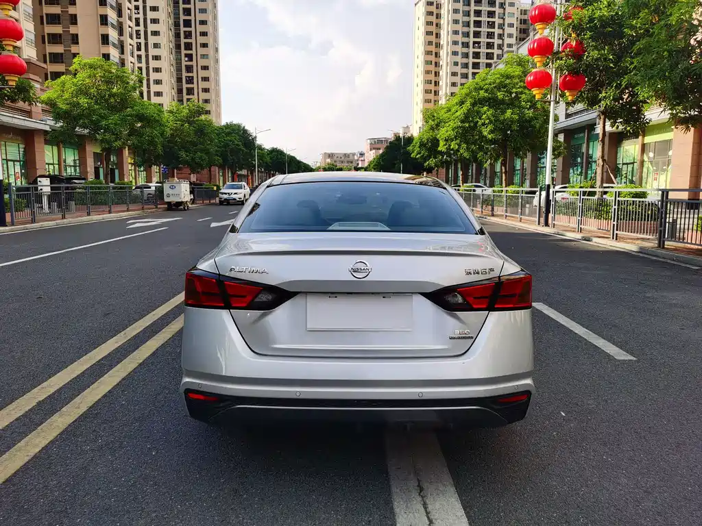 Nissan Teana — миниатюра 8