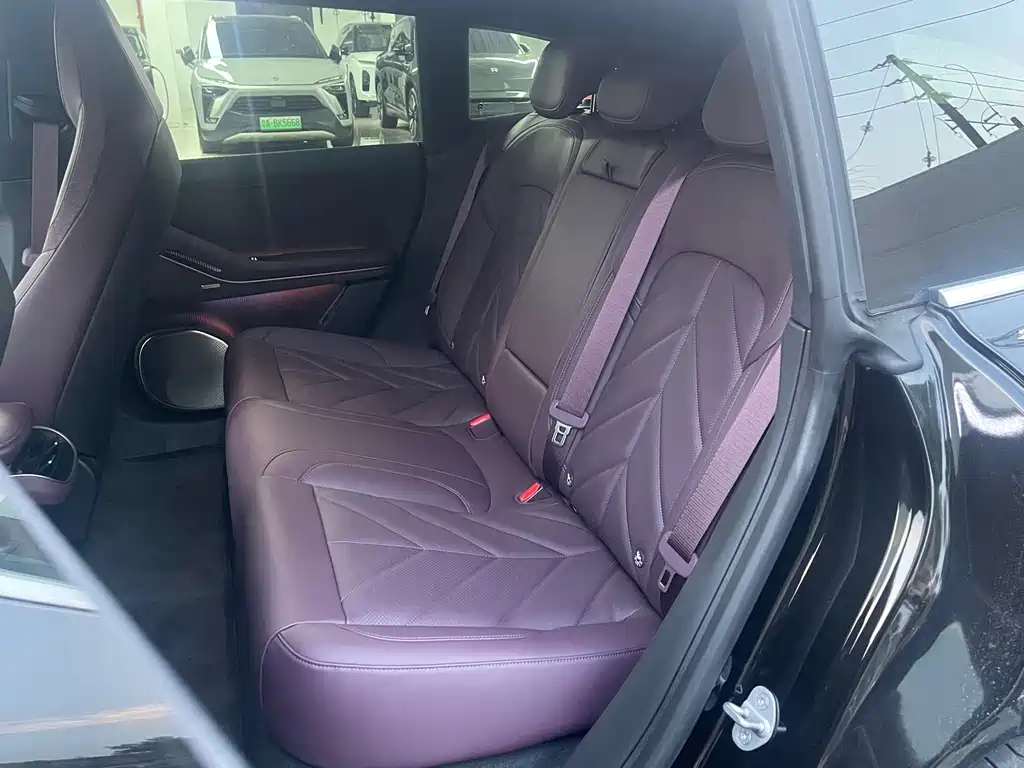 NIO ET5T — миниатюра 20