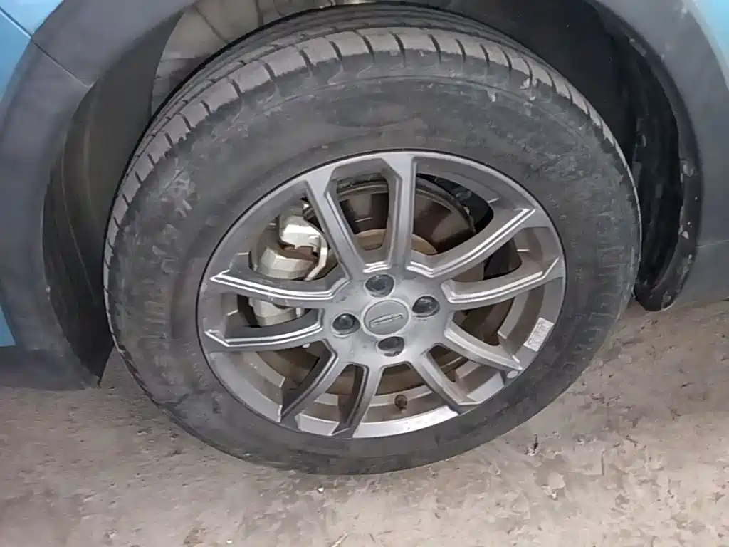 Geely Vision X3 — миниатюра 23