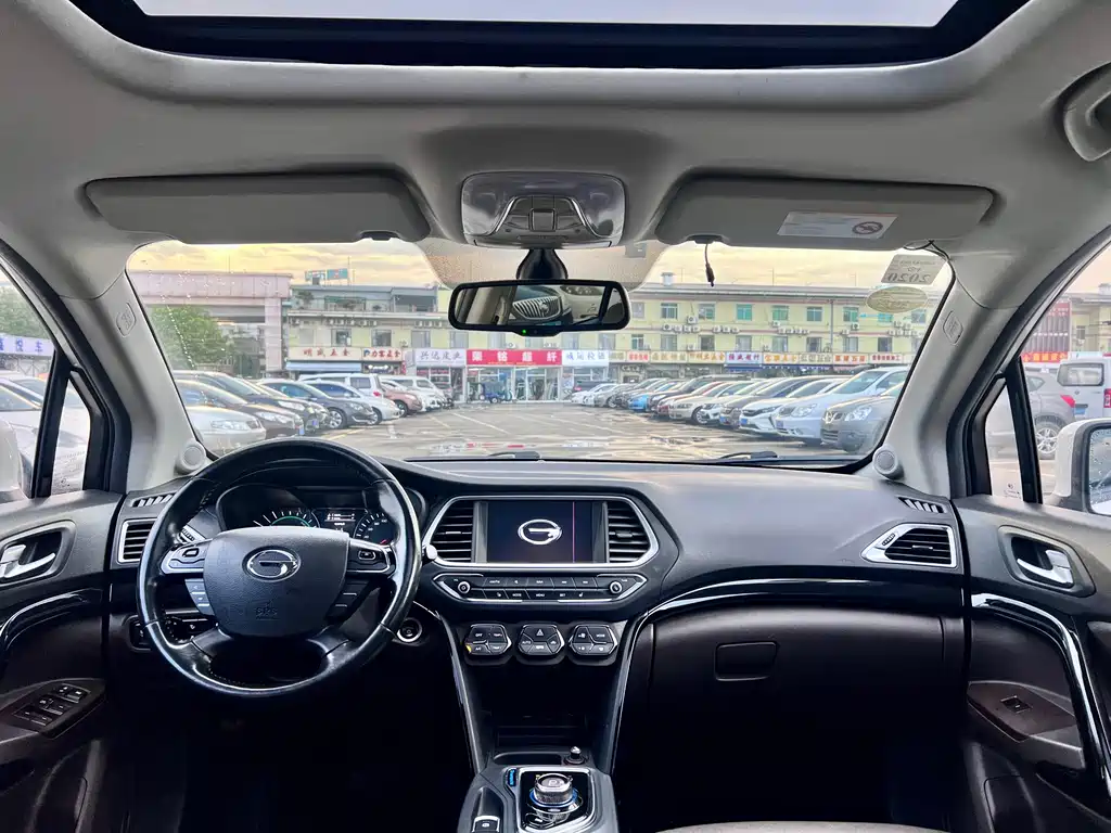 GAC TRUMPCHI GS4 NEW ENERGY