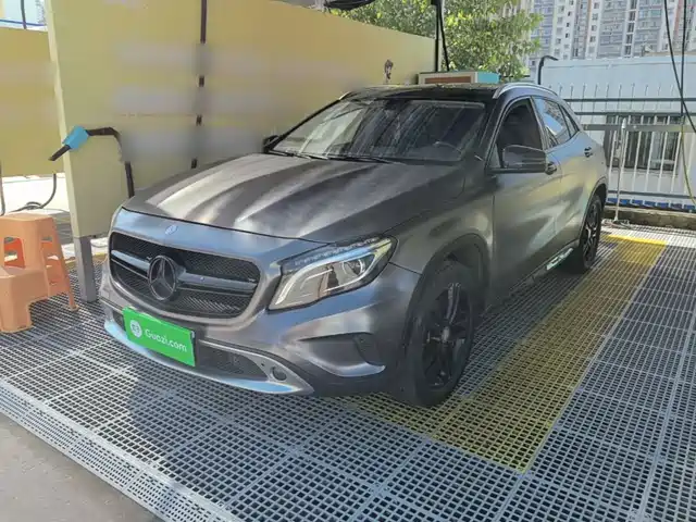 Mercedes-Benz GLA