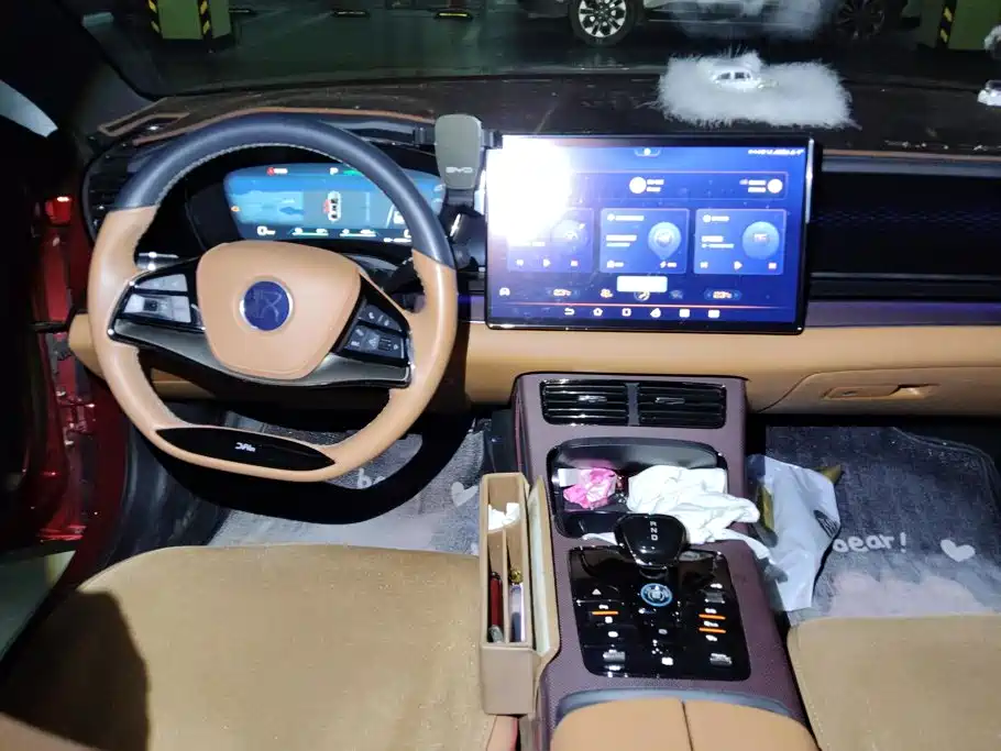 BYD Han — миниатюра 12
