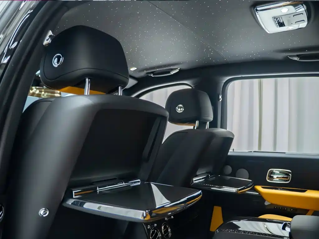 Rolls-Royce Cullinan — миниатюра 13