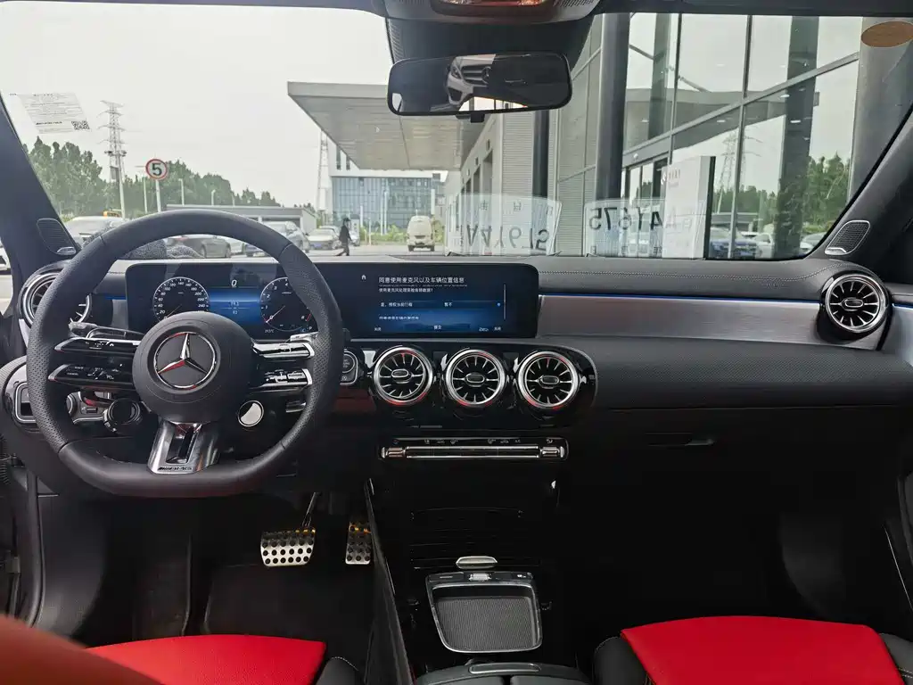 MERCEDES-BENZ A CLASS AMG