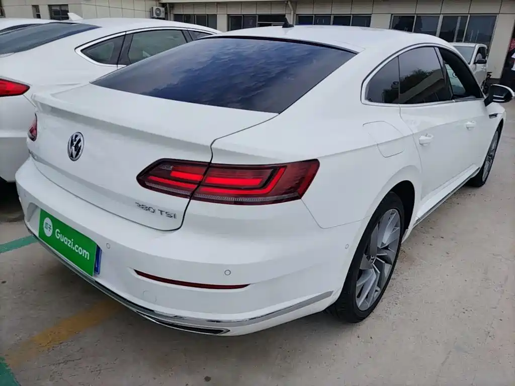 Volkswagen CC — миниатюра 7