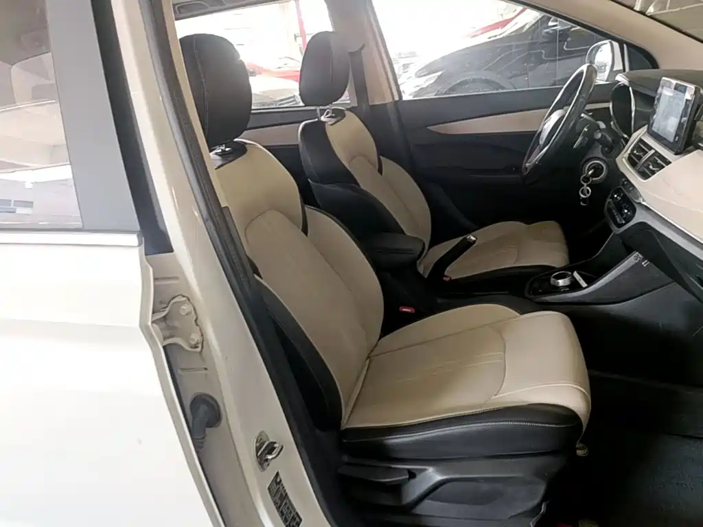 Baojun 360 — миниатюра 25