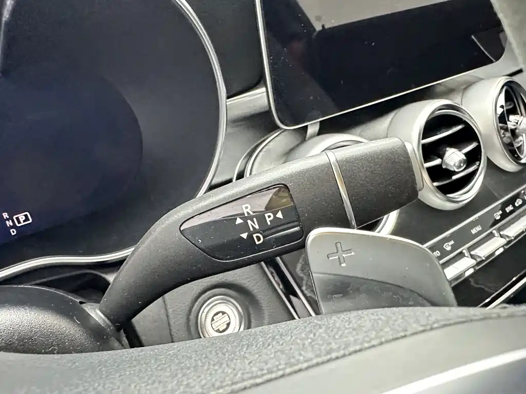 Mercedes-Benz C-Class (Import) — миниатюра 15