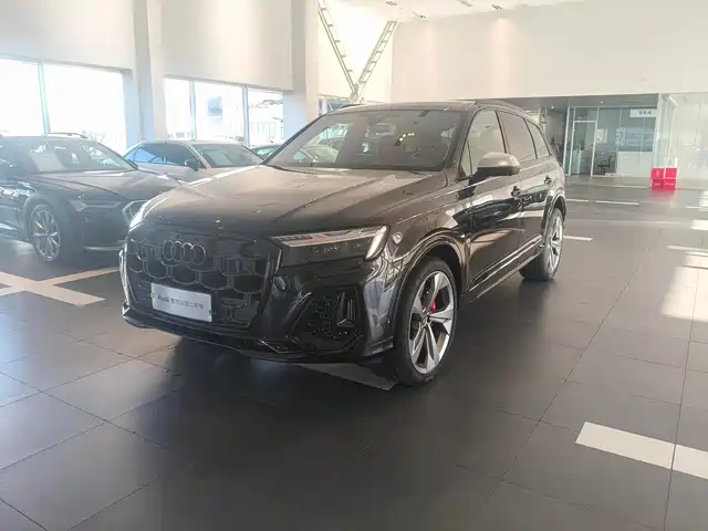audi sq7
