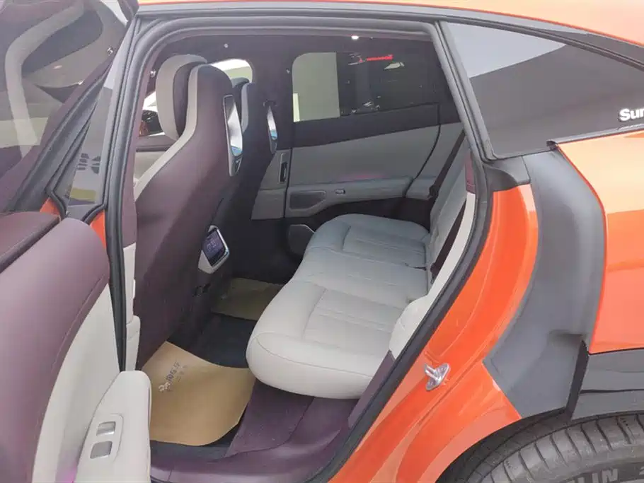 XIAOMI CAR XIAOMI YU7