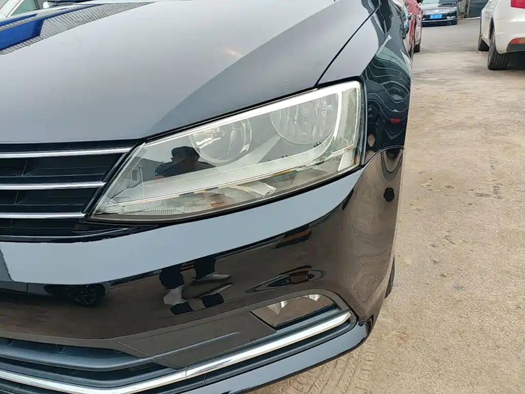Volkswagen Sagitar — миниатюра 24